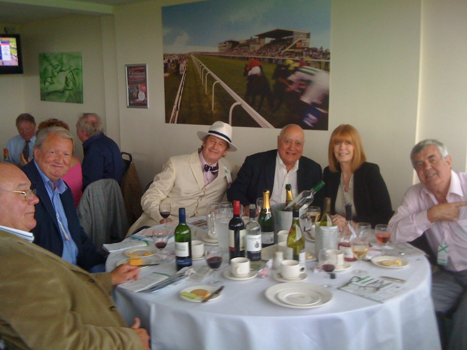 Dress to Impress: Bath Races Ladies Day